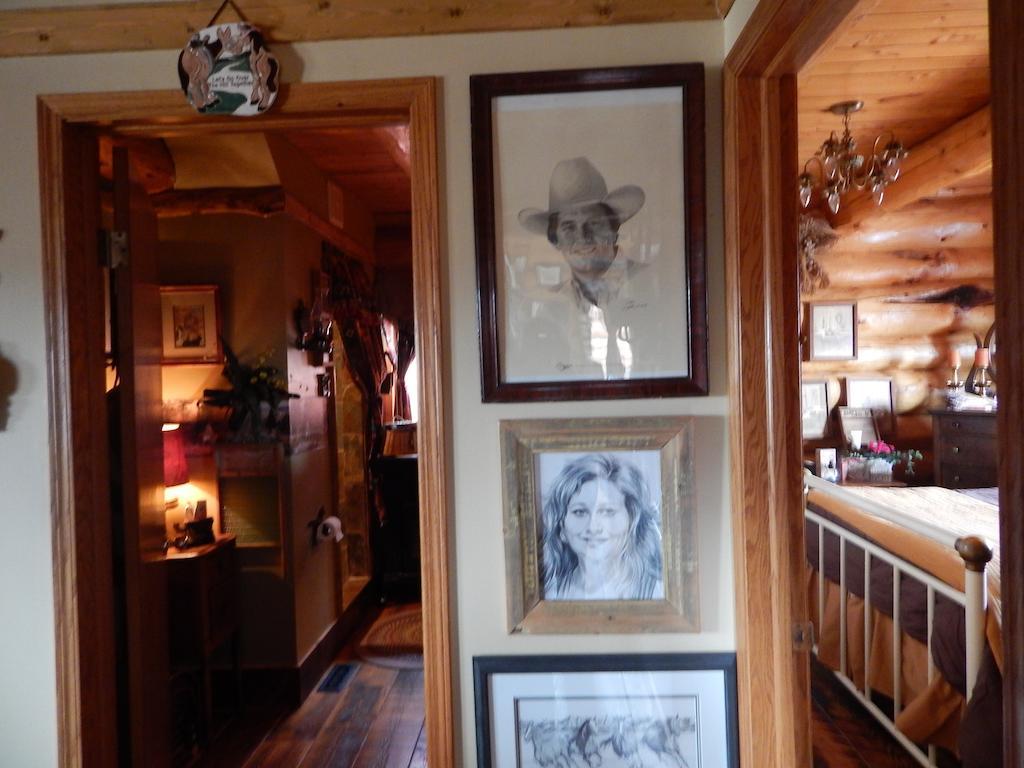 Idle Spurs Log Cabin Bed & Breakfast Black Diamond Exteriér fotografie